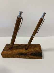 Holziger Kuli und Bleistift mit Halter